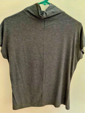 Relativity Gray Cowl Neck Short Sleeve Top